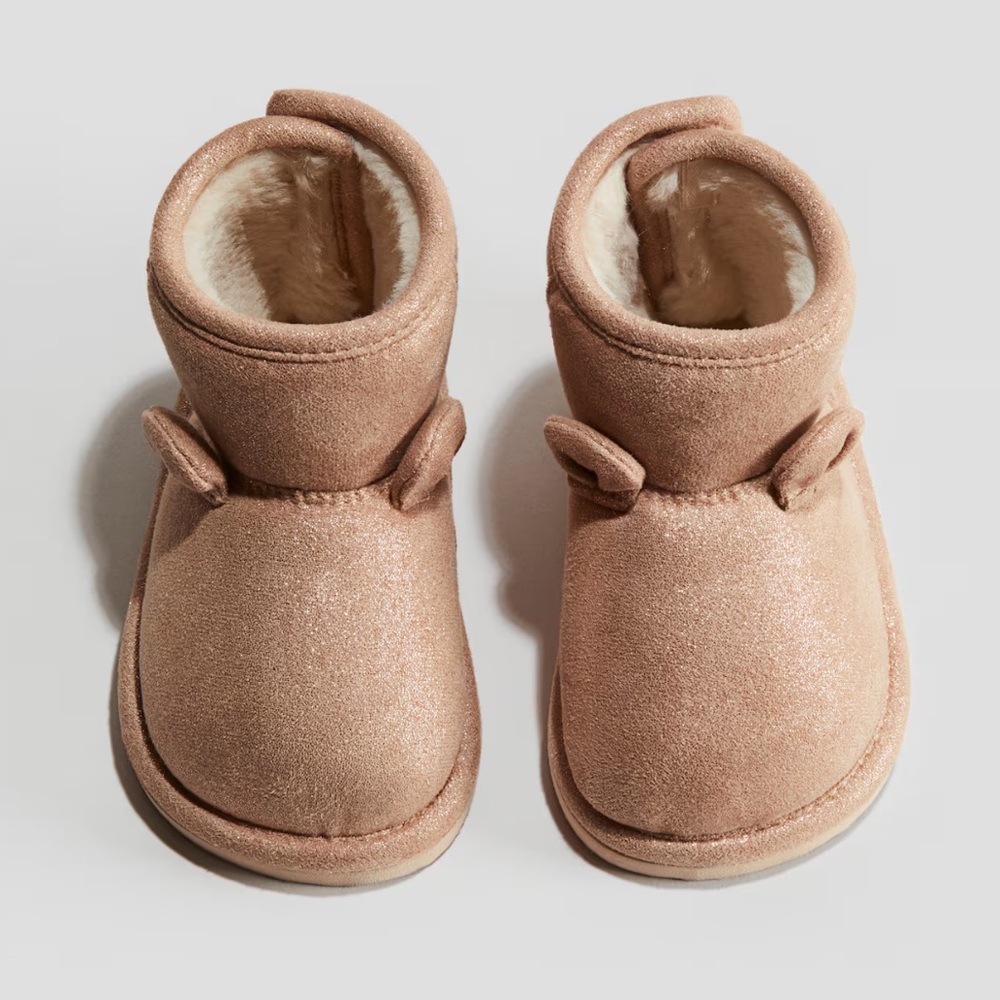 H&M Baby Fluffy Lined Boots w Ears in Beige Glitter Size 4 - 5